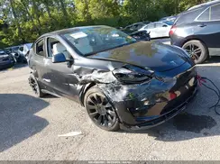 7SAYGDEE8RF037499 2024 TESLA MODEL Y