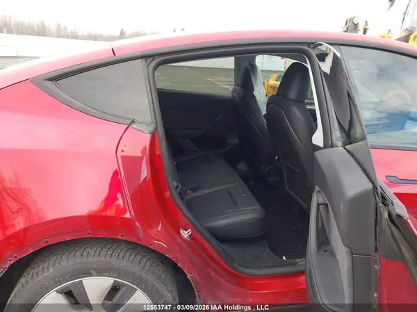 7SAYGDEE8RF043206 2024 TESLA MODEL Y - Image 8