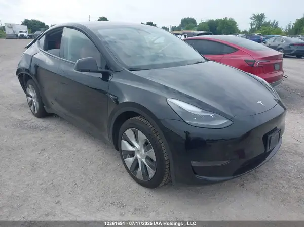 7SAYGDEE8RF043433 2024 TESLA MODEL Y - Image 1