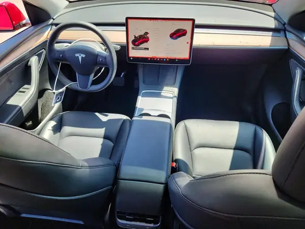 7SAYGDEE8RF060510 2024 TESLA MODEL Y - Image 8