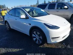 7SAYGDEE8RF063844 2024 TESLA MODEL Y