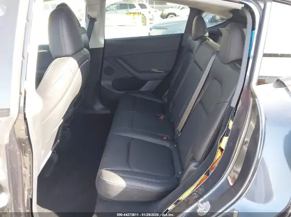 7SAYGDEE8RF066873 2024 TESLA MODEL Y - Image 8