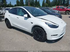 7SAYGDEE8RF068395 2024 TESLA MODEL Y