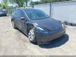 7SAYGDEE8RF071300 2024 TESLA MODEL Y