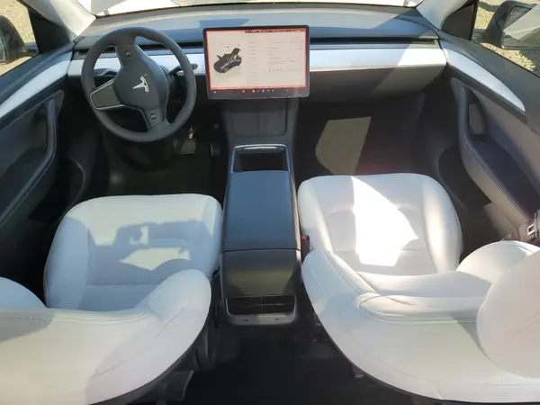 7SAYGDEE8RF075878 2024 TESLA MODEL Y - Image 8