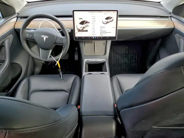 7SAYGDEE8RF081602 2024 TESLA MODEL Y - Image 8