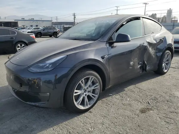 7SAYGDEE8RF089456 2024 TESLA MODEL Y - Image 1