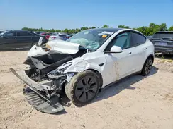 7SAYGDEE8RF116803 2024 TESLA MODEL Y