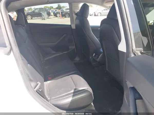 7SAYGDEE8RF123461 2024 TESLA MODEL Y - Image 8