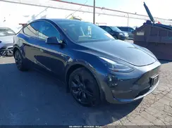 7SAYGDEE8RF132080 2024 TESLA MODEL Y