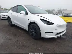 7SAYGDEE8RF150210 2024 TESLA MODEL Y
