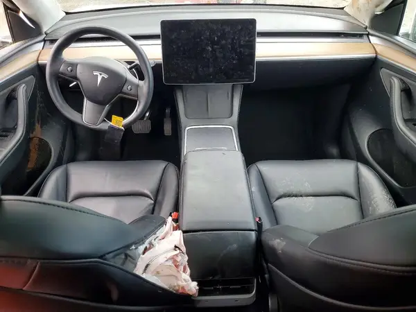 7SAYGDEE8RF153379 2024 TESLA MODEL Y - Image 8