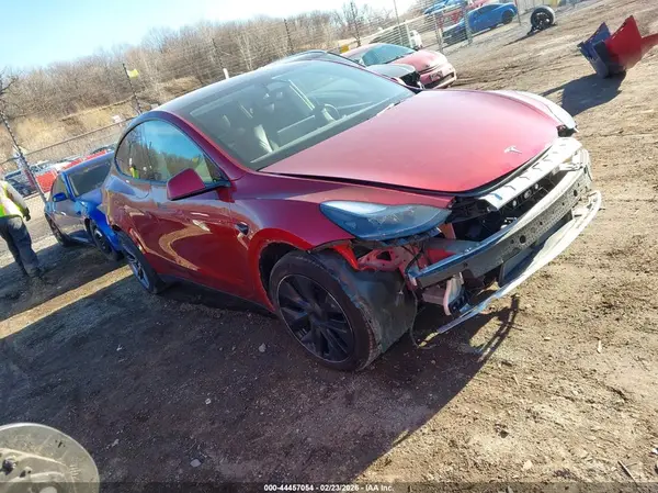7SAYGDEE8RF155861 2024 TESLA MODEL Y - Image 1