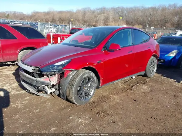 7SAYGDEE8RF155861 2024 TESLA MODEL Y - Image 2