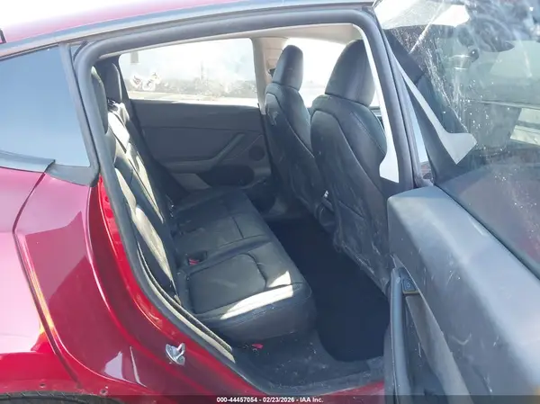 7SAYGDEE8RF155861 2024 TESLA MODEL Y - Image 8