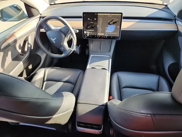 7SAYGDEE8RF164320 2024 TESLA MODEL Y - Image 8