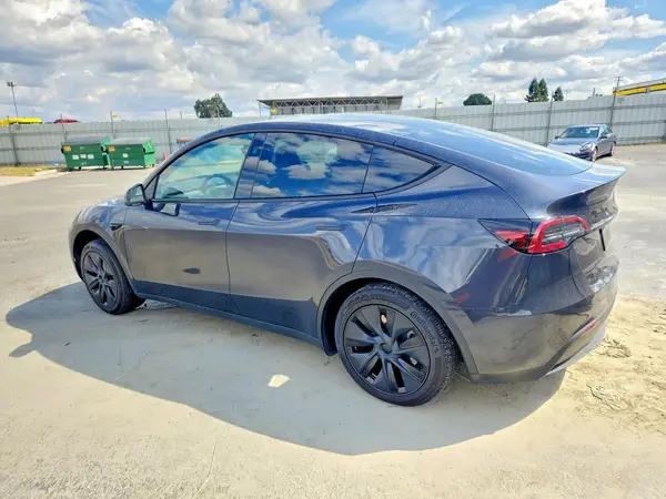 7SAYGDEE8RF166407 2024 TESLA MODEL Y - Image 2