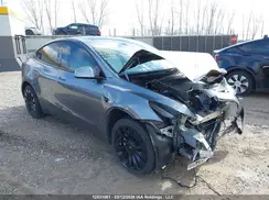 7SAYGDEE8RF177469 2024 TESLA MODEL Y