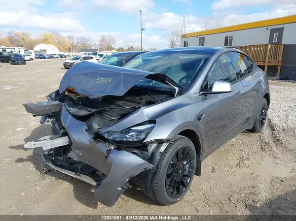 7SAYGDEE8RF177469 2024 TESLA MODEL Y - Image 2