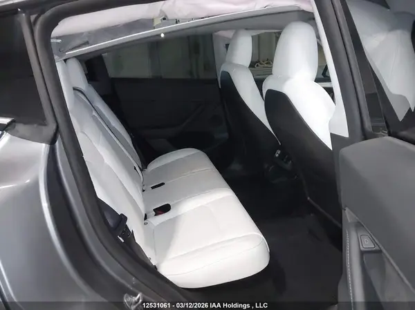 7SAYGDEE8RF177469 2024 TESLA MODEL Y - Image 8