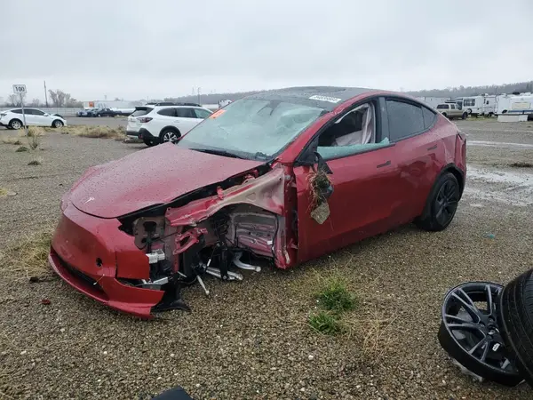 7SAYGDEE8RF183711 2024 TESLA MODEL Y - Image 1