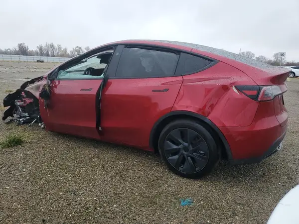 7SAYGDEE8RF183711 2024 TESLA MODEL Y - Image 2