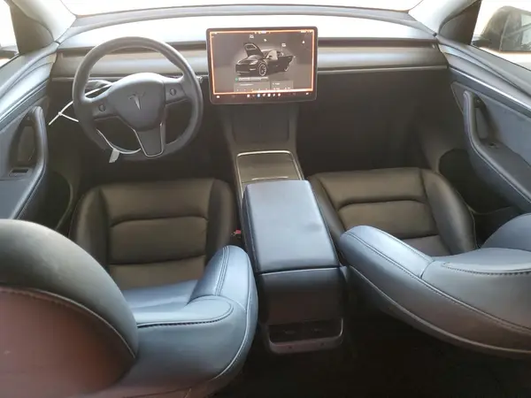 7SAYGDEE8RF983280 2024 TESLA MODEL Y - Image 8