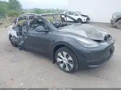 7SAYGDEE8RF991377 2024 TESLA MODEL Y