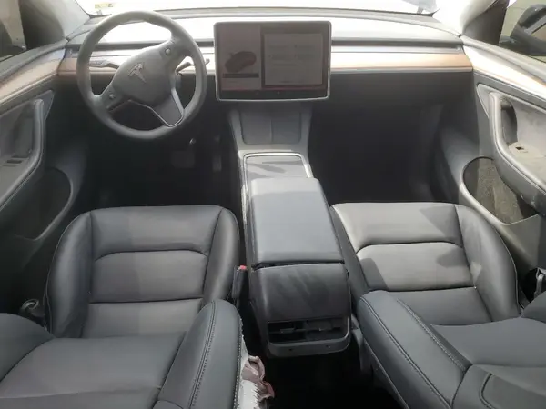 7SAYGDEE8RF995932 2024 TESLA MODEL Y - Image 8