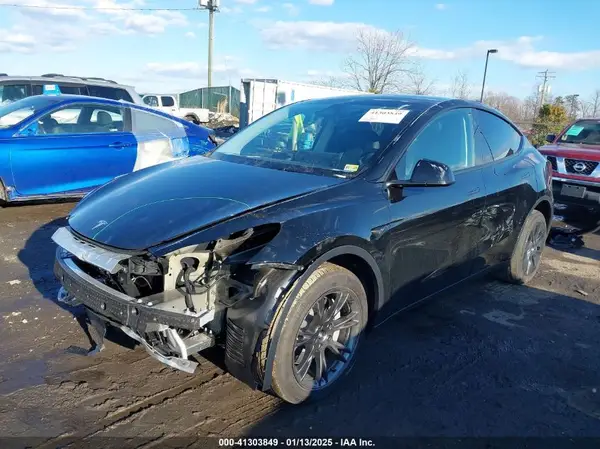7SAYGDEE8SA336591 2025 TESLA MODEL Y - Image 2