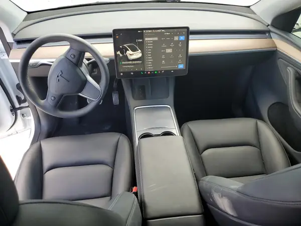 7SAYGDEE8SA342620 2025 TESLA MODEL Y - Image 8