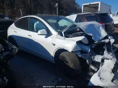 7SAYGDEE8SA348210 2025 TESLA MODEL Y