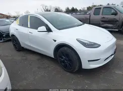 7SAYGDEE8SA351849 2025 TESLA MODEL Y