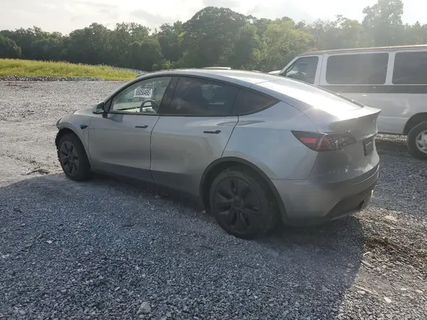 7SAYGDEE8SA362298 2025 TESLA MODEL Y - Image 2