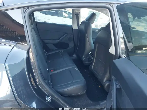 7SAYGDEE8SA367257 2025 TESLA MODEL Y - Image 8