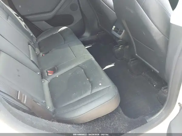 7SAYGDEE8SA370093 2025 TESLA MODEL Y - Image 8