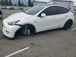 7SAYGDEE8SF218902 2025 TESLA MODEL Y