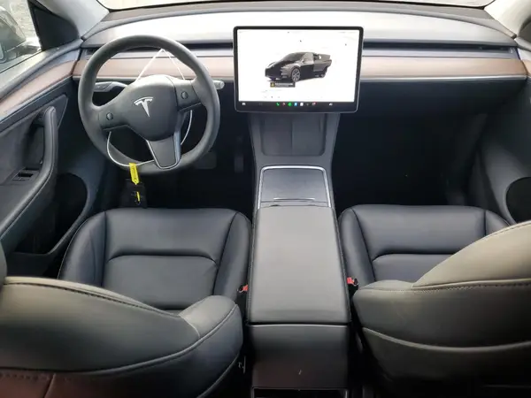 7SAYGDEE8SF219130 2025 TESLA MODEL Y - Image 8