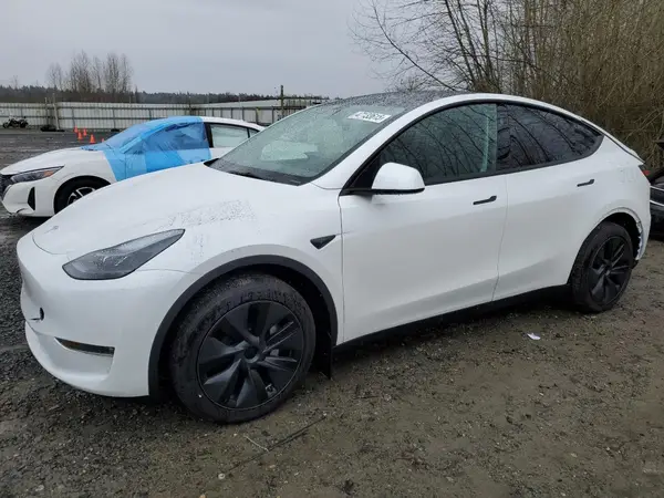 7SAYGDEE8SF219452 2025 TESLA MODEL Y - Image 1
