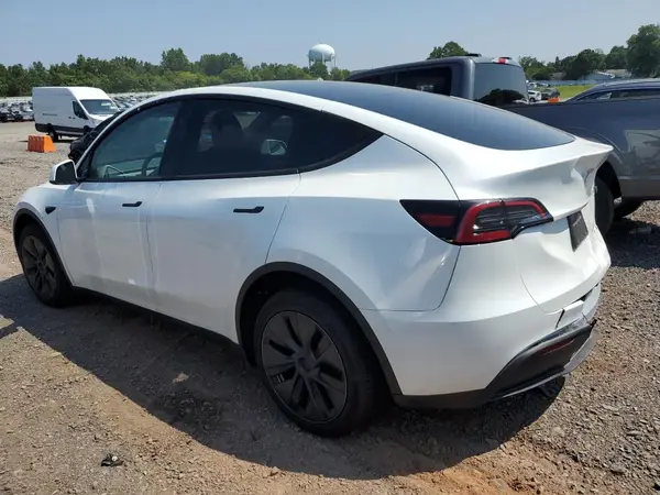 7SAYGDEE8SF232816 2025 TESLA MODEL Y - Image 2