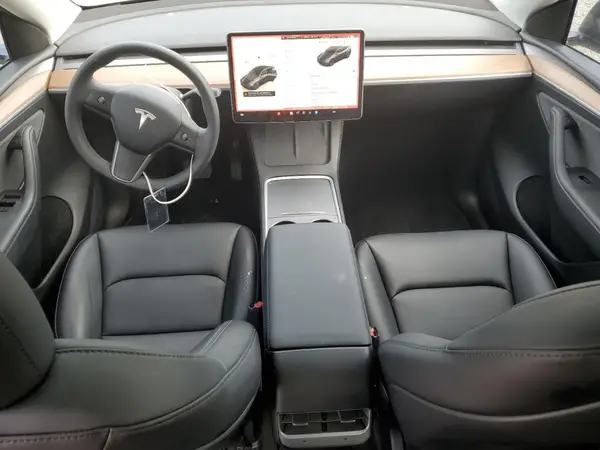 7SAYGDEE8SF240267 2025 TESLA MODEL Y - Image 8