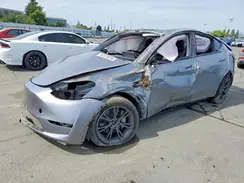 7SAYGDEE8SF263595 2025 TESLA MODEL Y