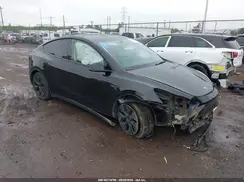 7SAYGDEE8SF266965 2025 TESLA MODEL Y