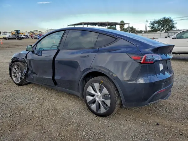 7SAYGDEE8SF276508 2025 TESLA MODEL Y - Image 2