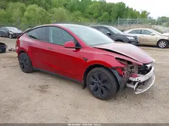 7SAYGDEE8SF280669 2025 TESLA MODEL Y