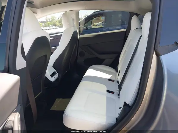 7SAYGDEE8SF287265 2025 TESLA MODEL Y - Image 8