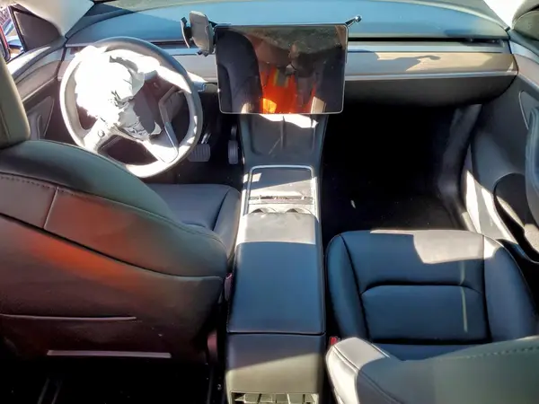 7SAYGDEE8SF290635 2025 TESLA MODEL Y - Image 8