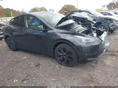 7SAYGDEE8SF299948 2025 TESLA MODEL Y