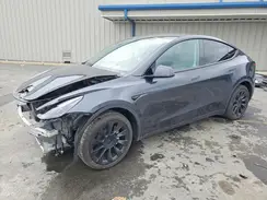 7SAYGDEE8SF305845 2025 TESLA MODEL Y