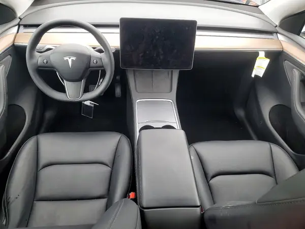 7SAYGDEE8SF305845 2025 TESLA MODEL Y - Image 8